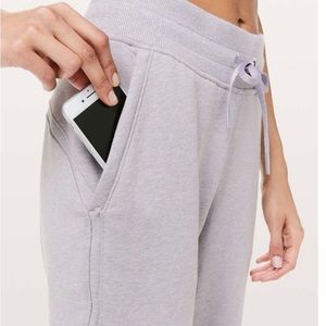 Lululemon n Warm Down Jogger ll. Heather Laced Iris. Size 4.
